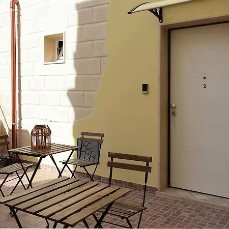 A7passi Da - Pietra Leccese -bagno Privato - Angolo Cottura - Ingresso Semi-indipendente - Wi-fi Appartamento *