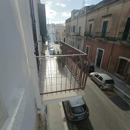 A7passi Da - Pietra Leccese -bagno Privato - Angolo Cottura - Ingresso Semi-indipendente - Wi-fi Appartamento